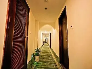 Home Inn Guanqian Second 소주 2*,  중국